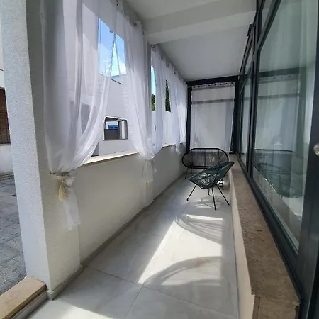 Apartmani Lavin Malinska Extérieur photo